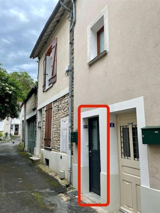 Tiny Paradise - 2 Bedrooms Apartment Montigny-sur-Loing Exterior foto